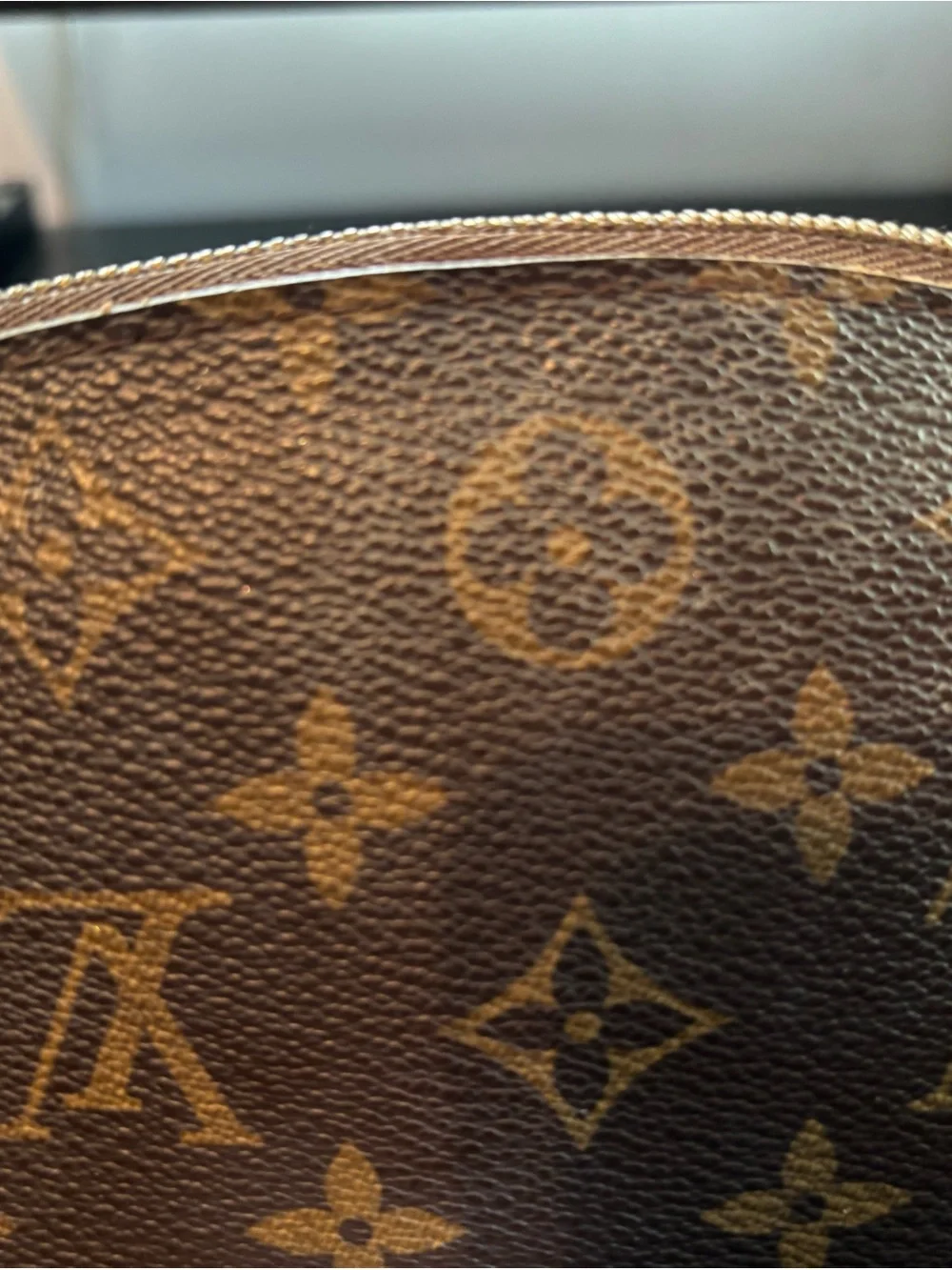 Authentic Louis Vuitton Monogram Cosmetic Pouch-PM